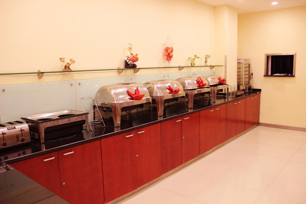 Hanting Express Beijing Guomao Экстерьер фото